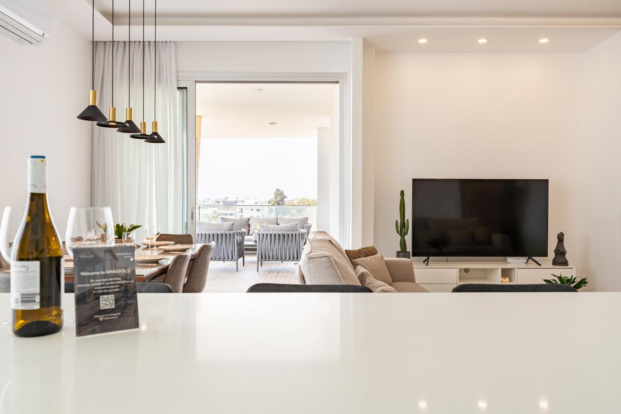 Yamas Urban Living Zakaki Pool Penthouses & Apartments Lemesós Eksteriør bilde
