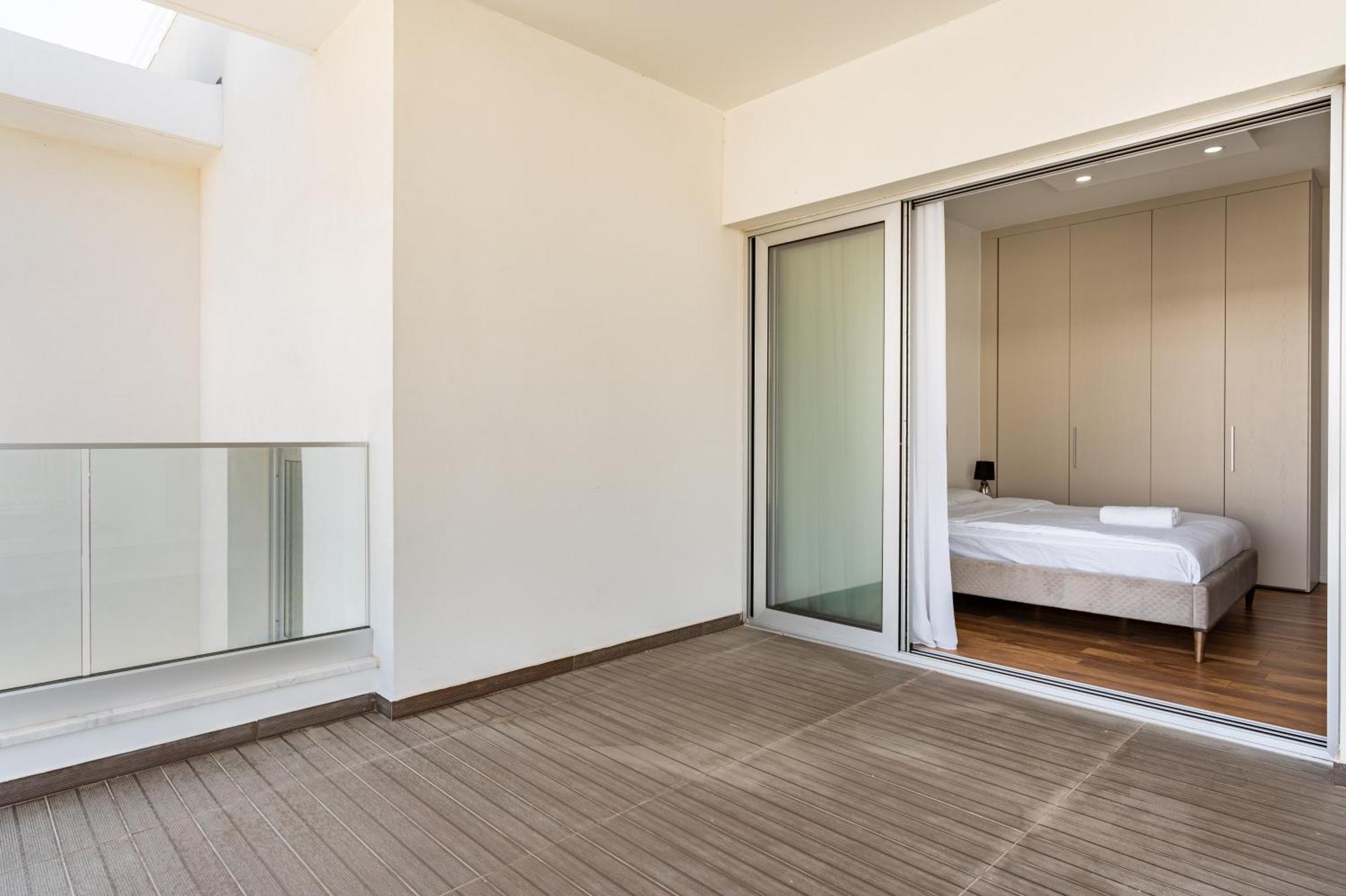 Yamas Urban Living Zakaki Pool Penthouses & Apartments Lemesós Eksteriør bilde