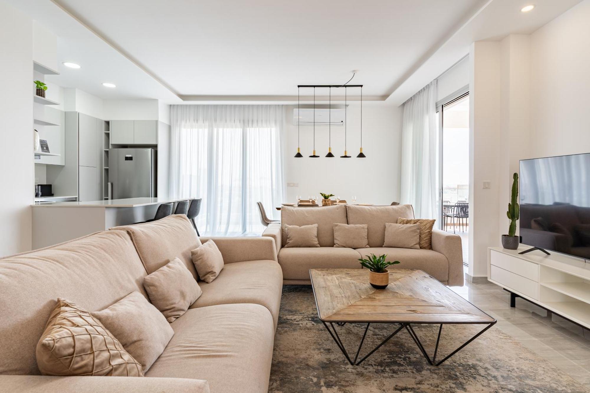 Yamas Urban Living Zakaki Pool Penthouses & Apartments Lemesós Eksteriør bilde